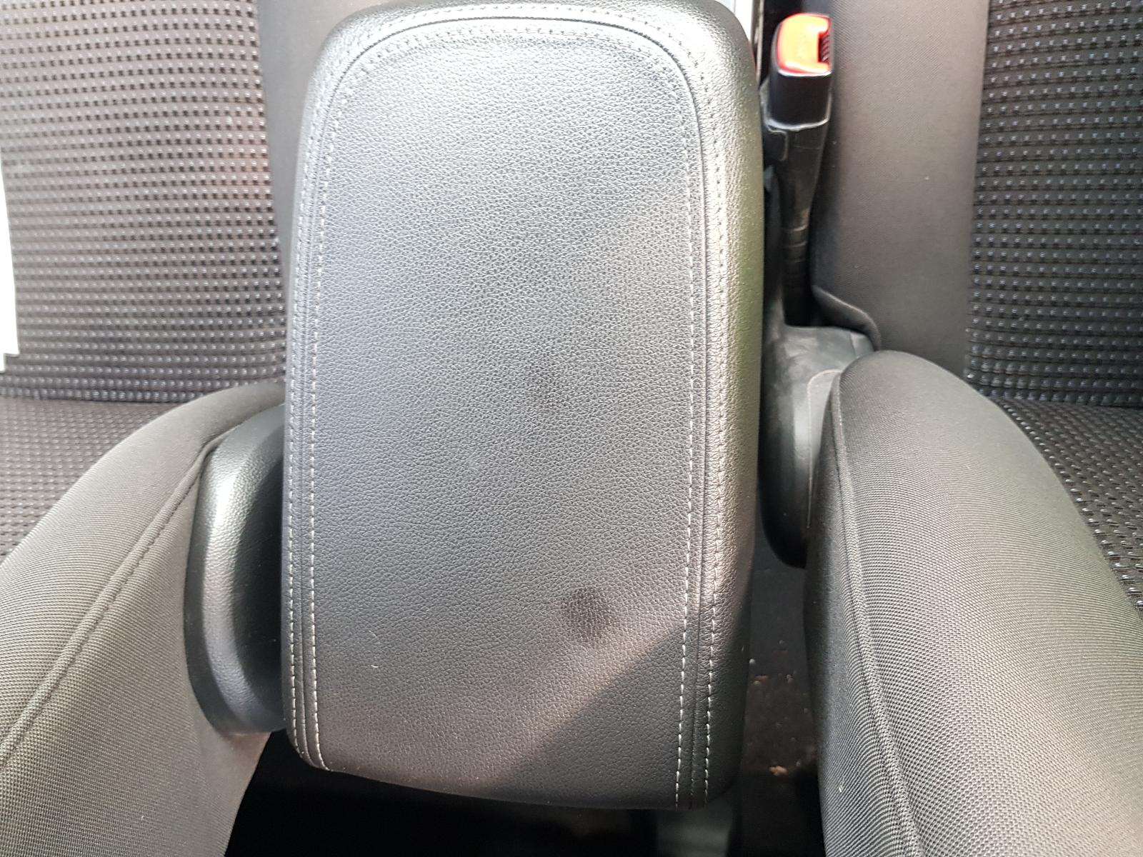 Holden Captiva - Captiva 7 2011-Present