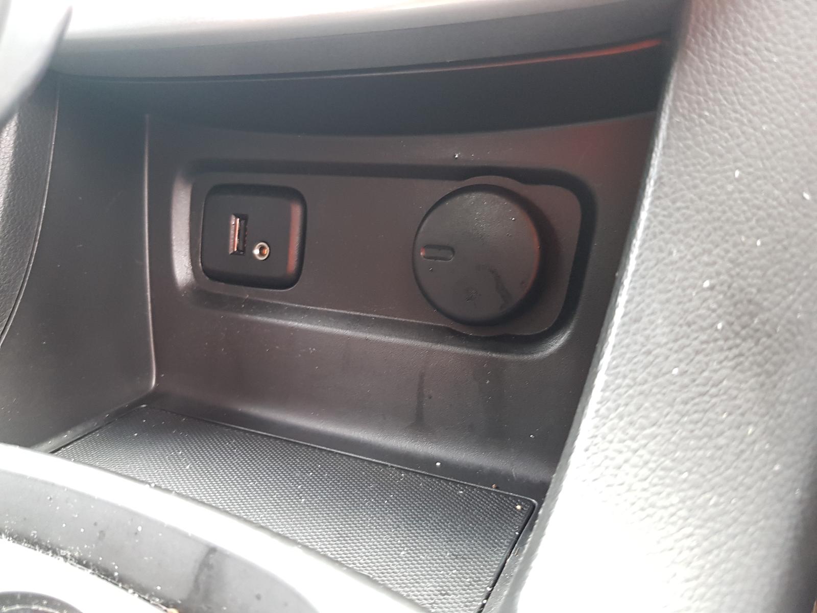 Holden Captiva - Captiva 7 2011-Present