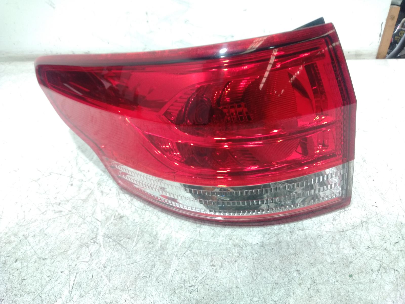 Left Taillight