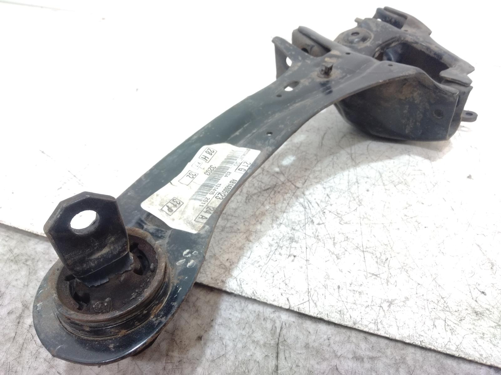 Left_Rear_Trailing_Arm