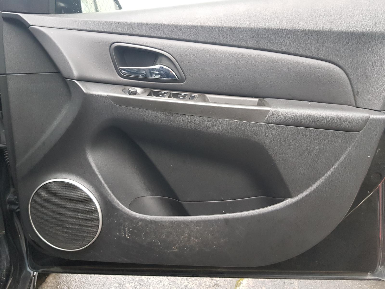 Holden Cruze - 2009-Present