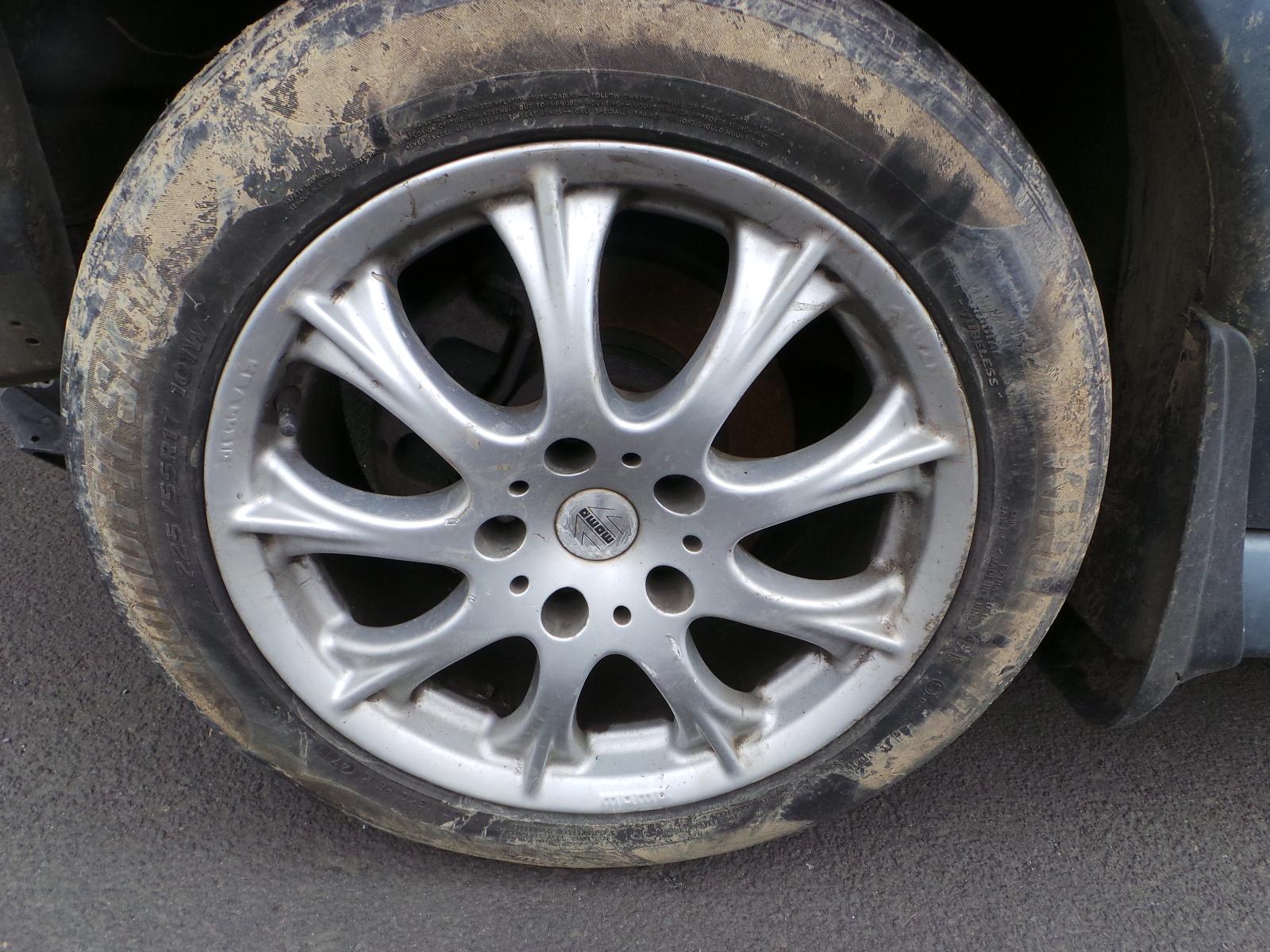 Holden Crewman - VZ  2004-2007