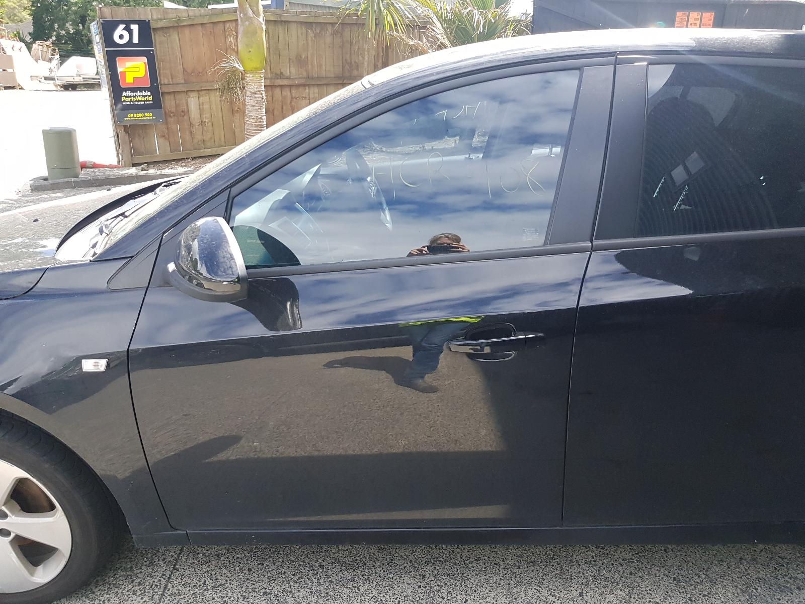 Holden Cruze - 2009-Present