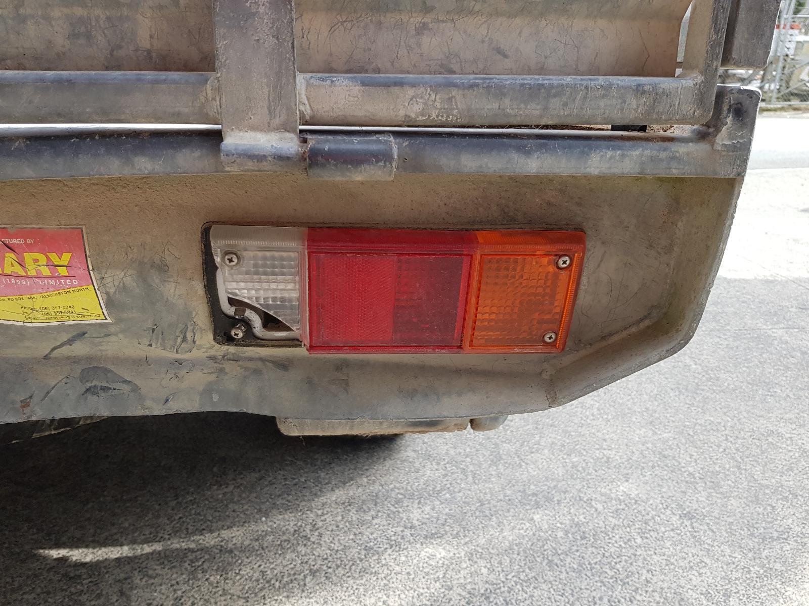 Ford Courier - UT 2005-2006