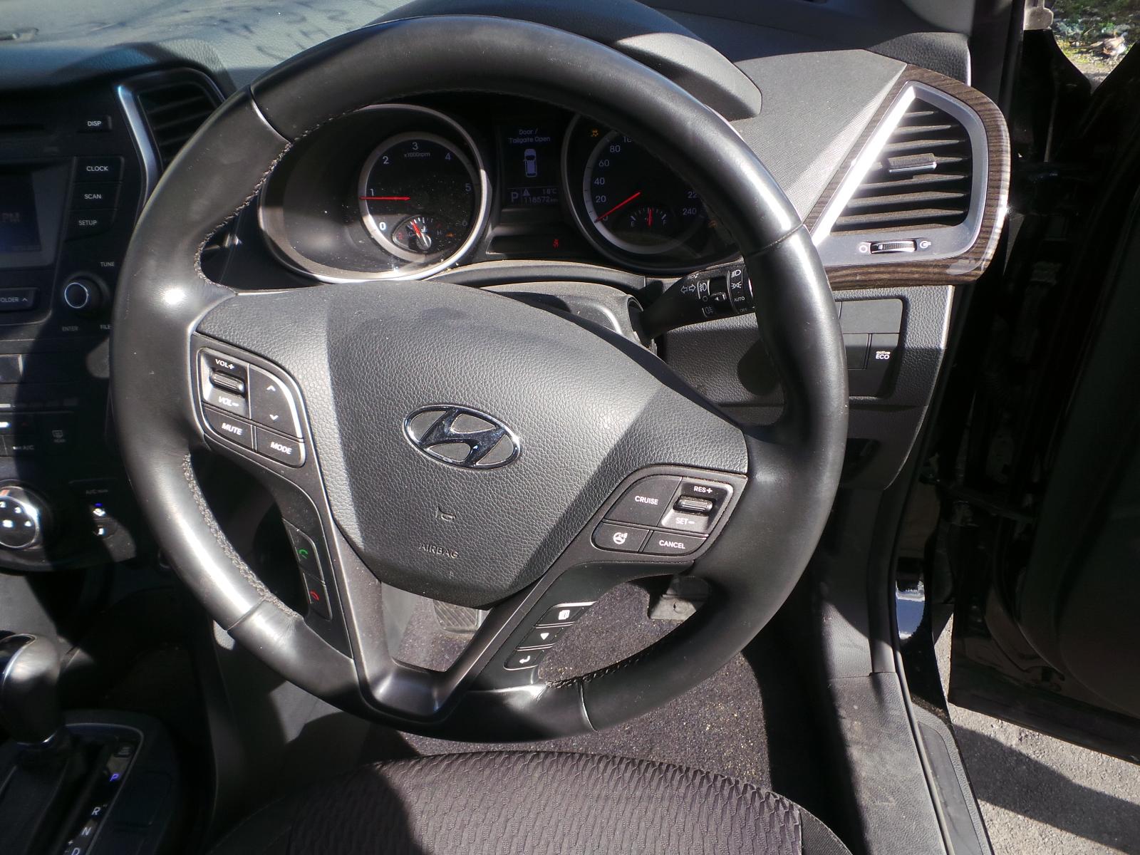 Hyundai Santa Fe - 2013-Present