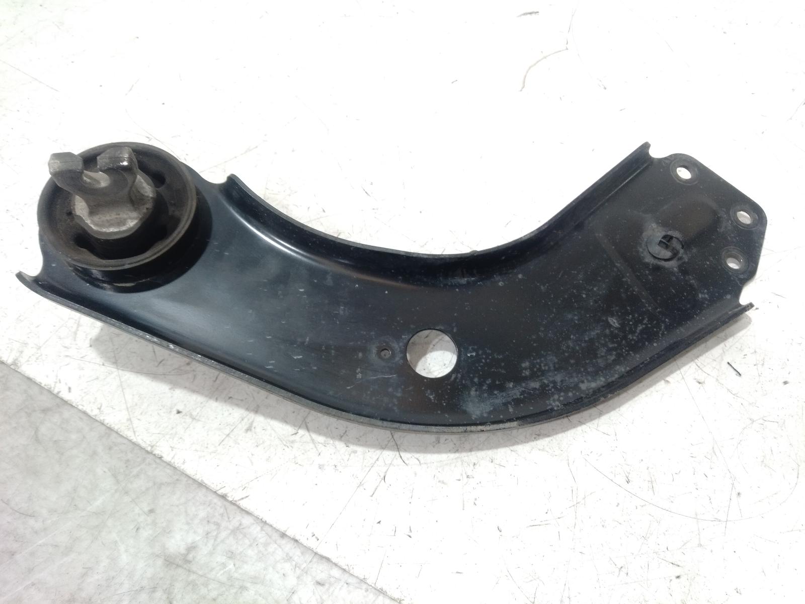Right_Rear_Trailing_Arm