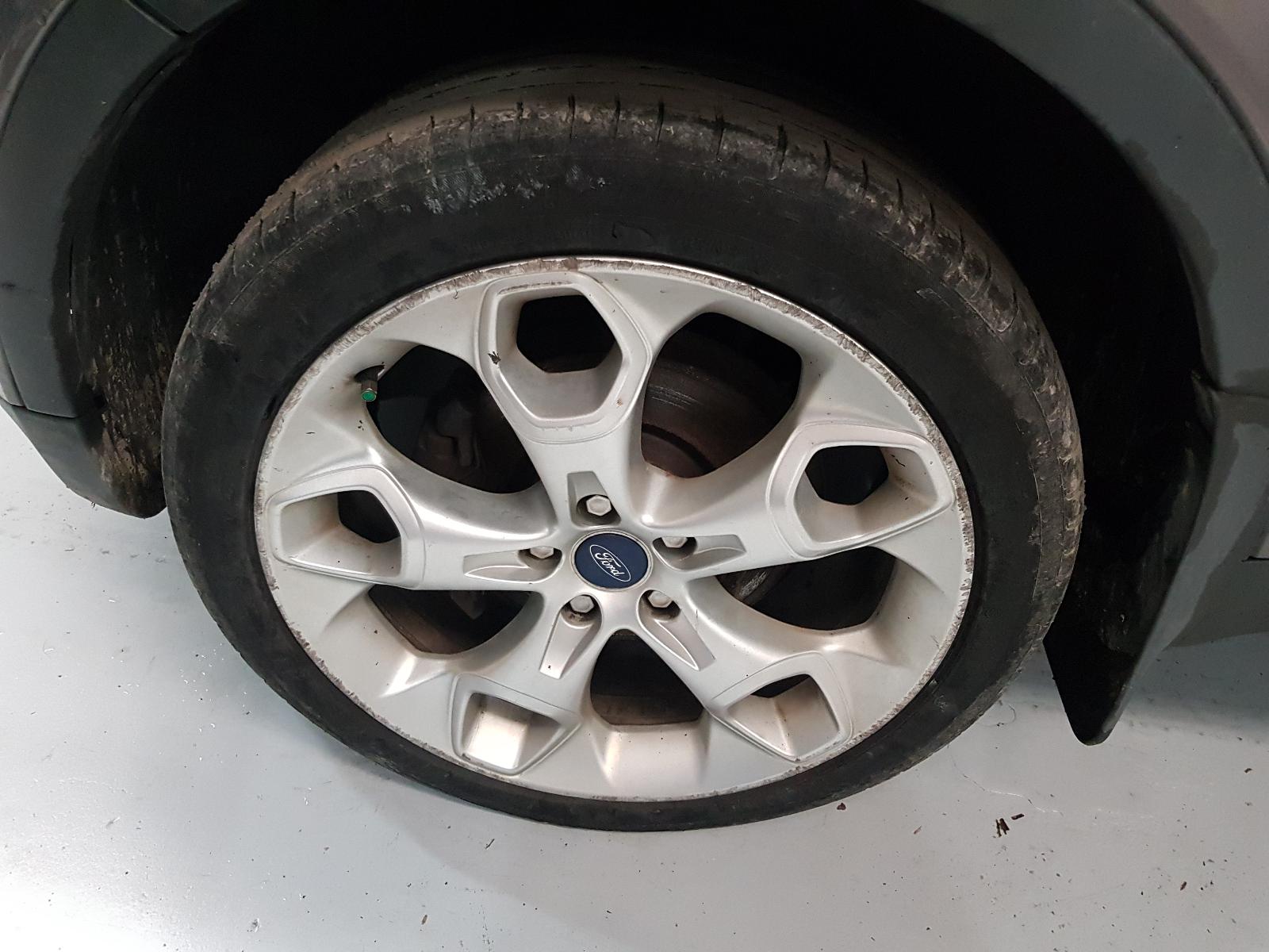 Ford Kuga - 2008-2012