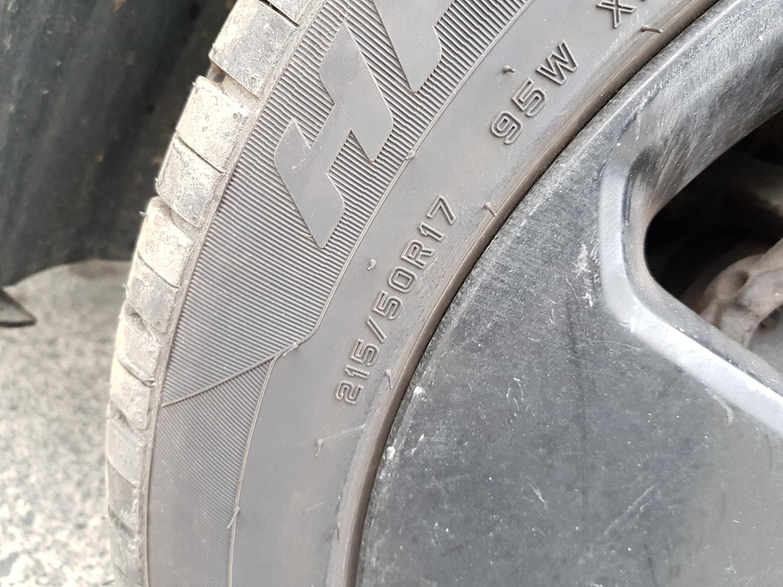 Holden Cruze - 2009-Present