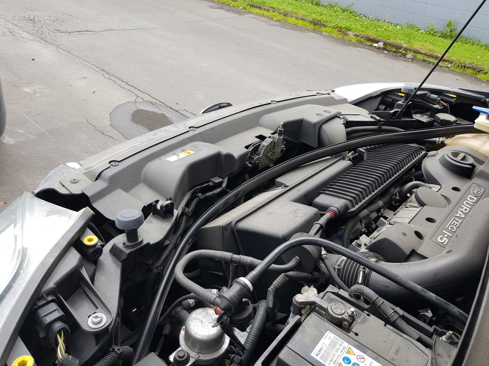 Ford Kuga - TE 2012-2013