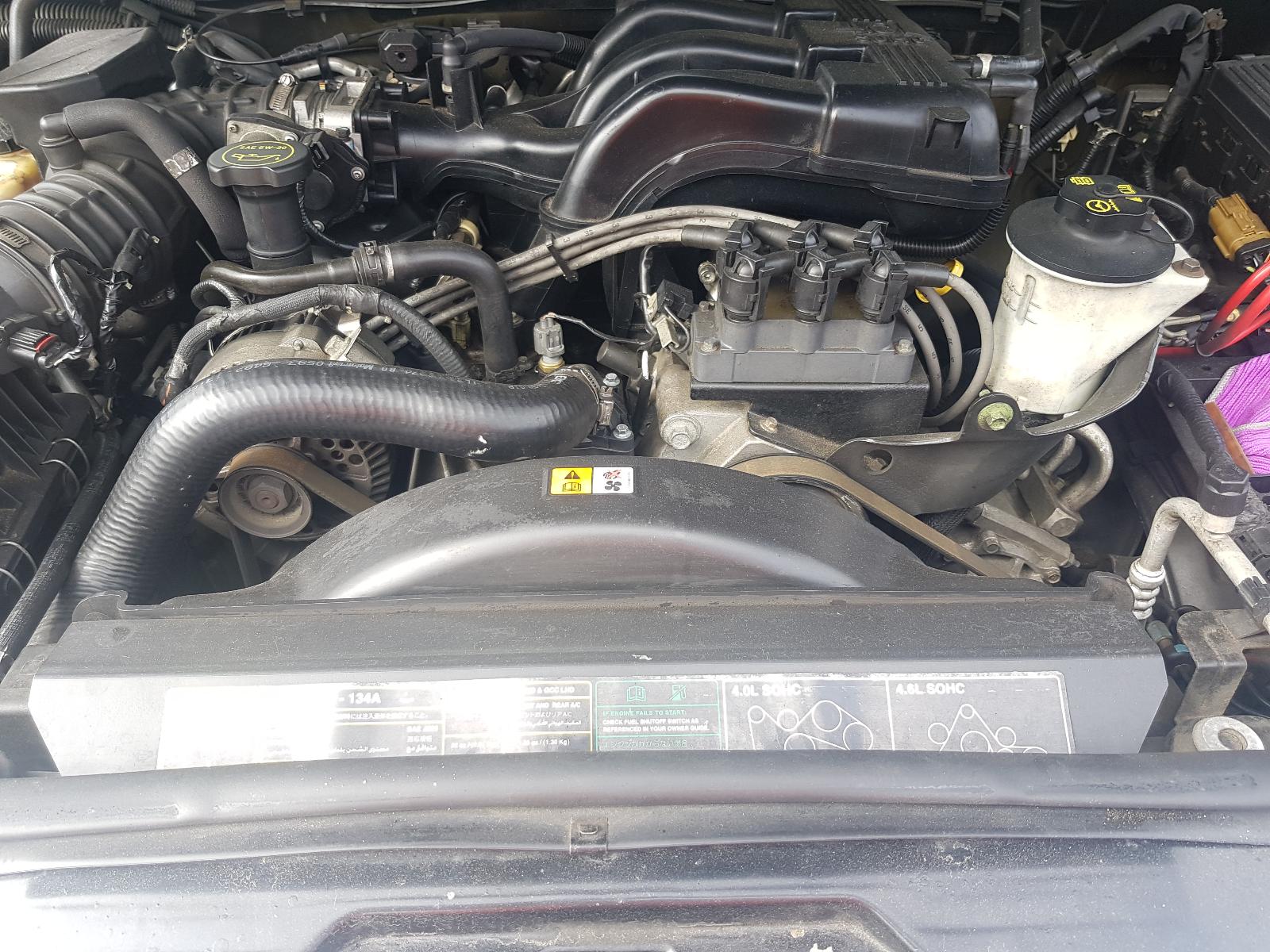 Ford Explorer - UT 2001-2005