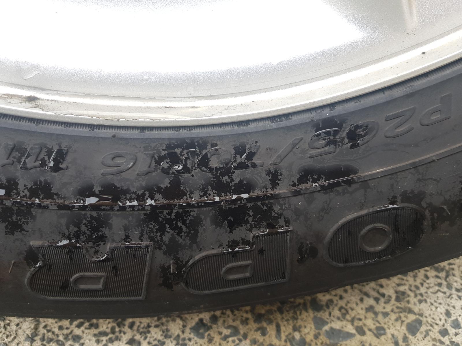 Ford Explorer - UT 2001-2005