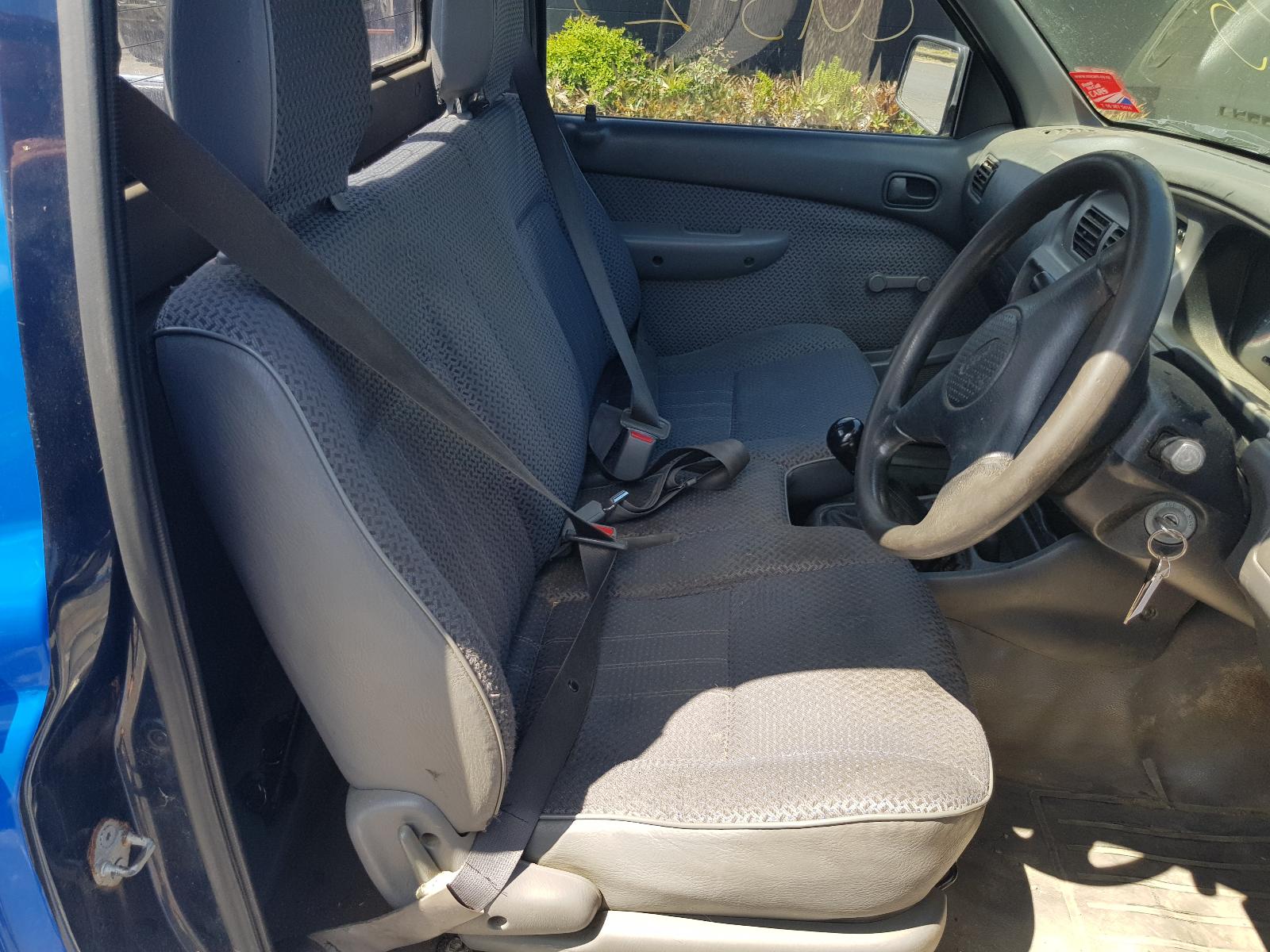 Ford Courier - 03-05