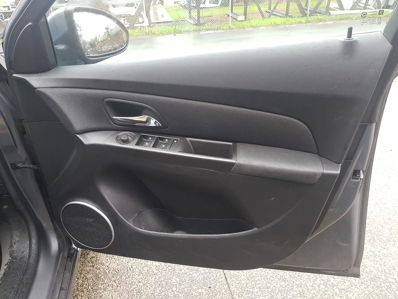 Holden Cruze - 2009-Present