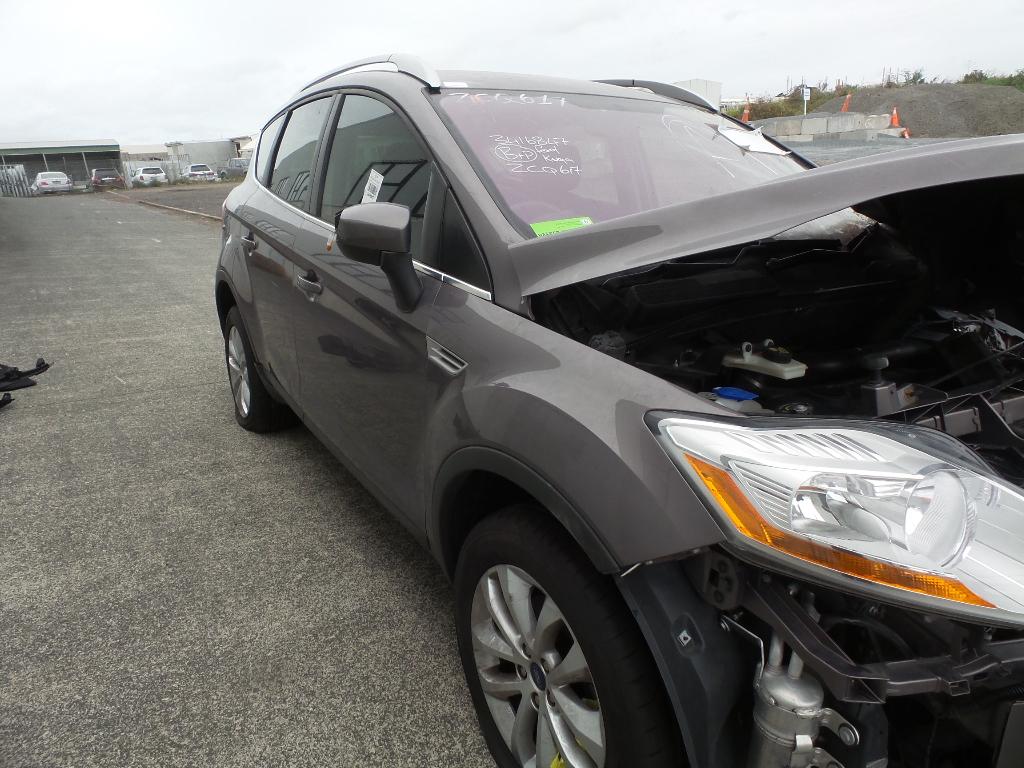Ford Kuga - TE 2012-2013