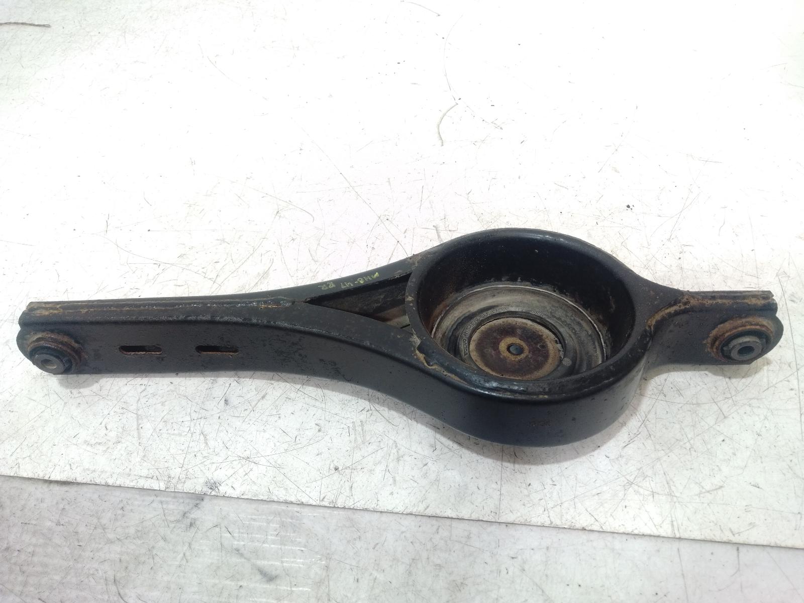 Right_Rear_Trailing_Arm