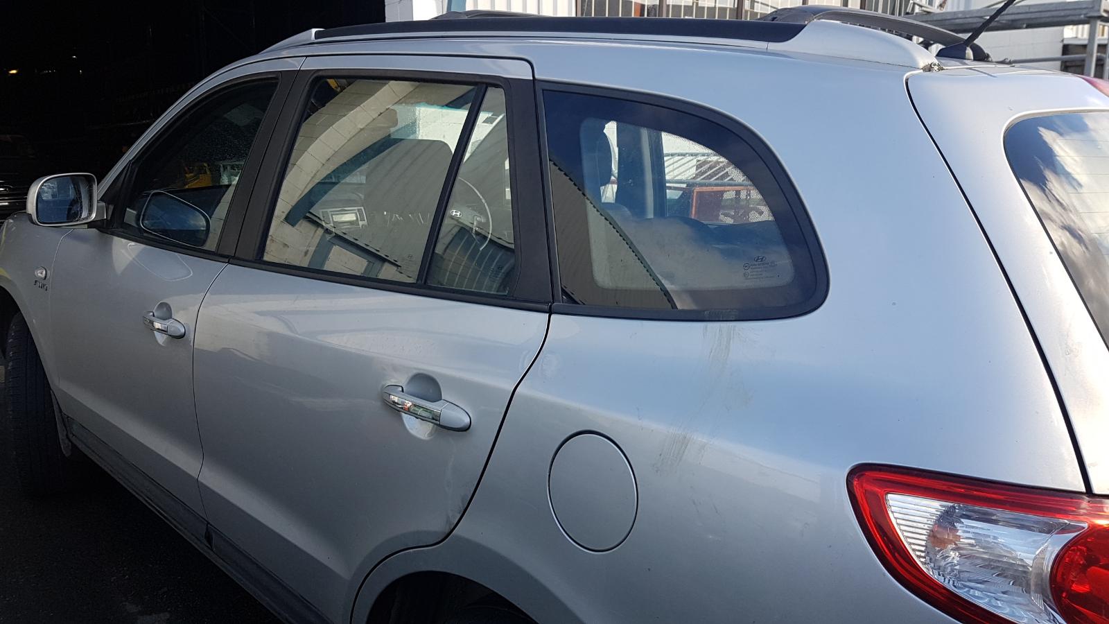 Hyundai Santa Fe - 2006-2012