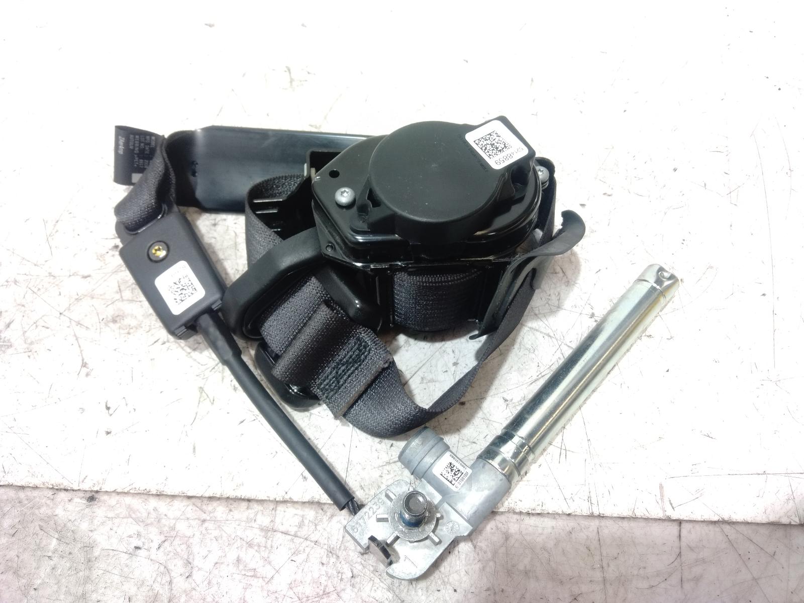 Seat_Belt_Stalk