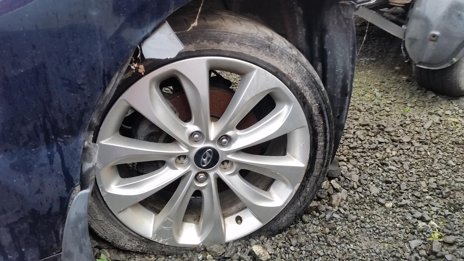 Hyundai i45 - 2010-2013