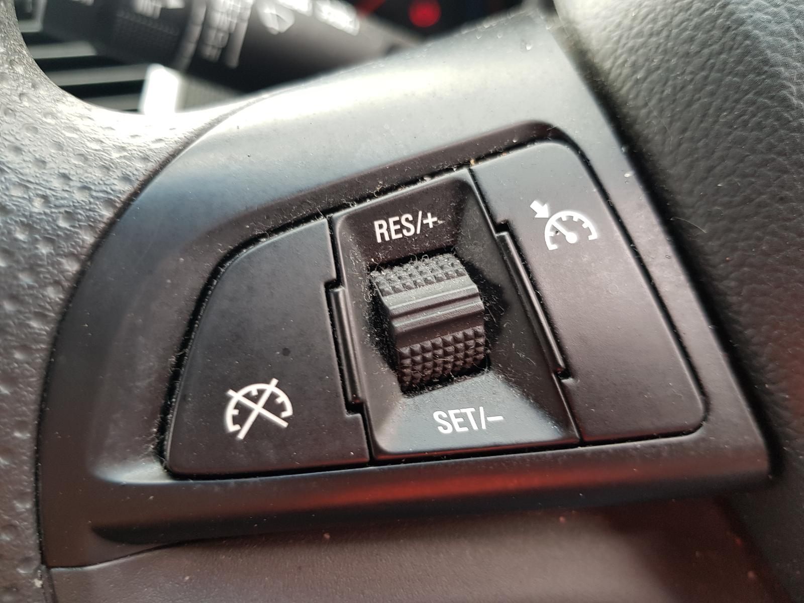 Holden Cruze - 2009-Present