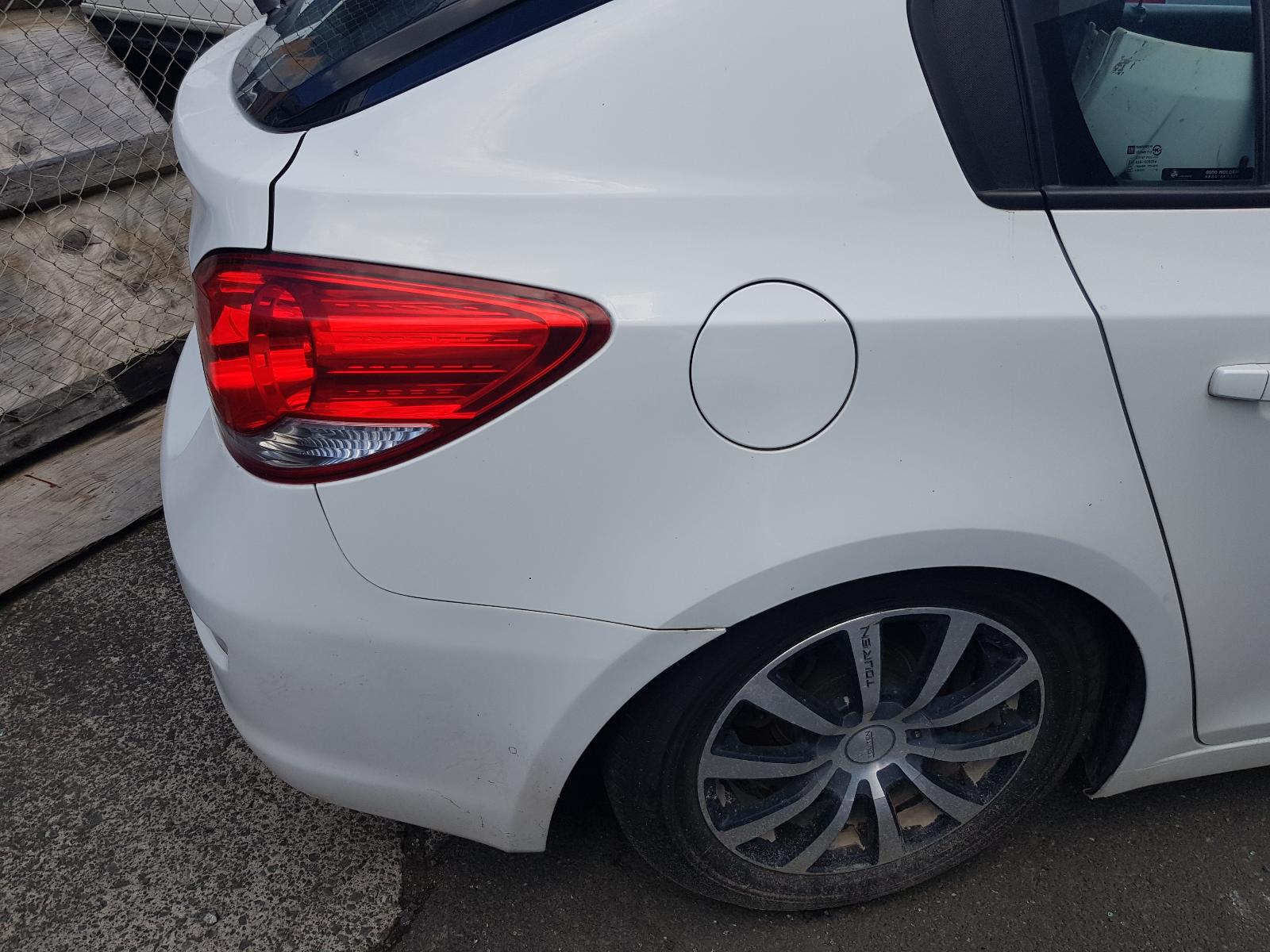 Holden Cruze - 2009-Present