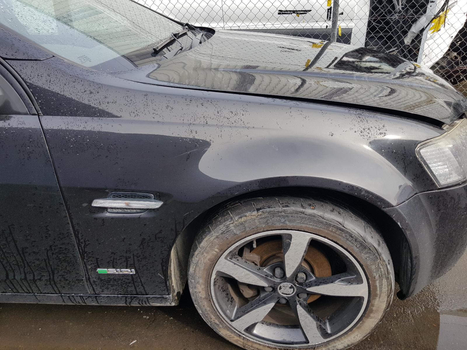 Holden Commodore - VE Omega 06-