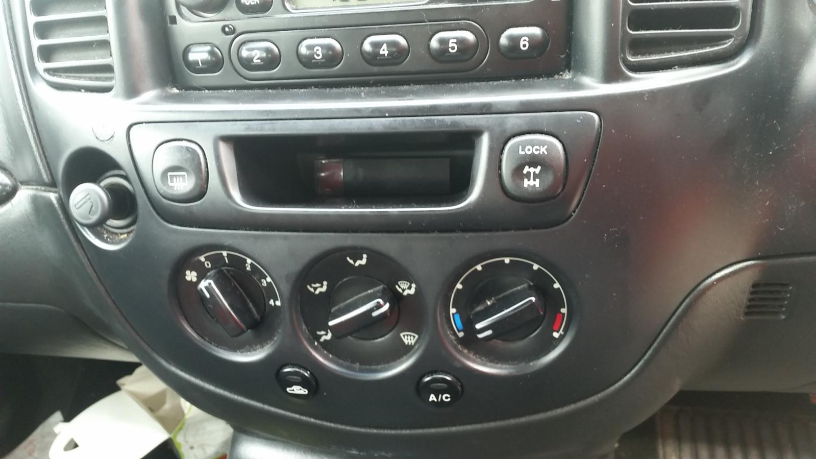 Ford Escape - EP 2001-2003