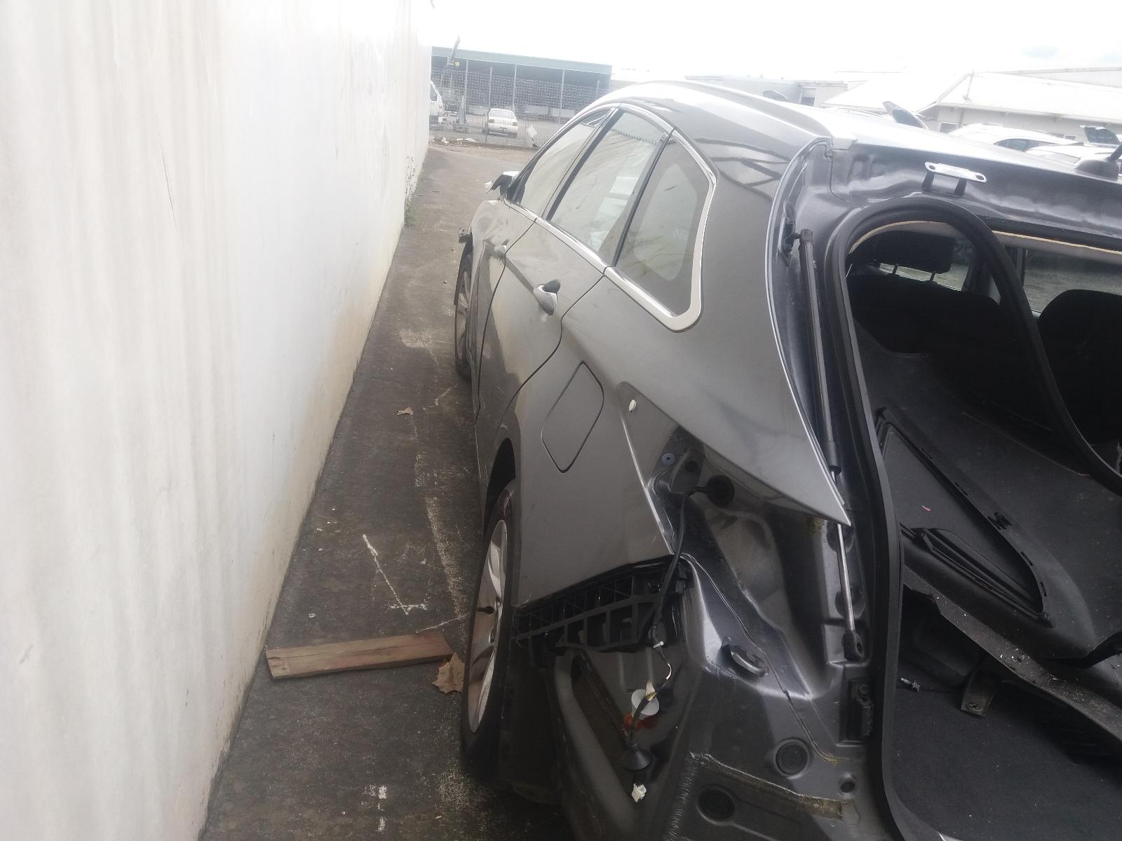 Hyundai i45 - 2010-2013