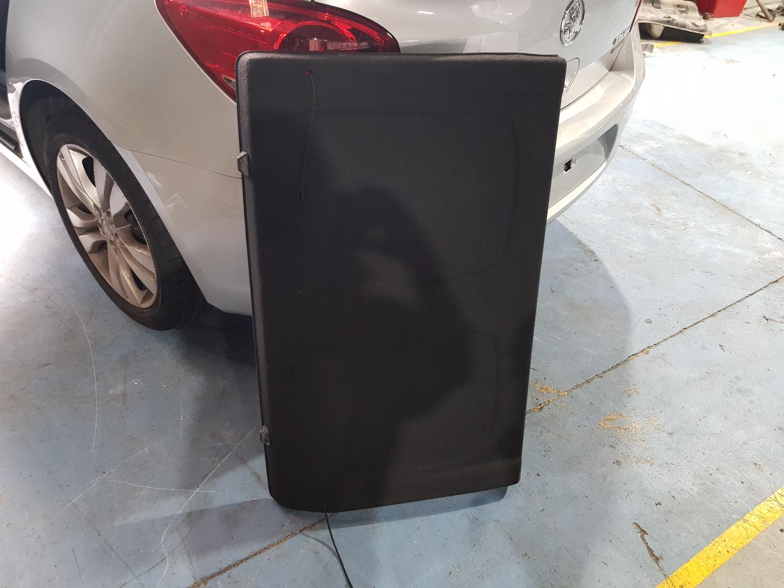 Holden Cruze - 2009-Present