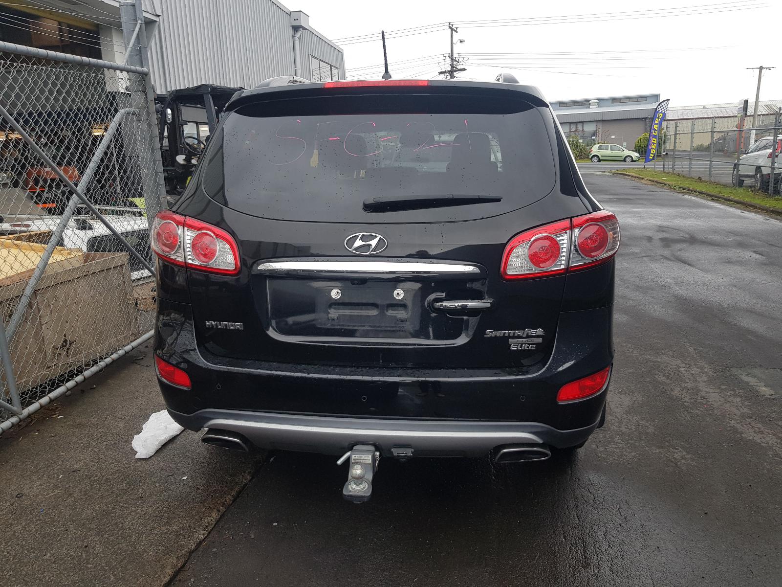 Hyundai Santa Fe - 2006-2012