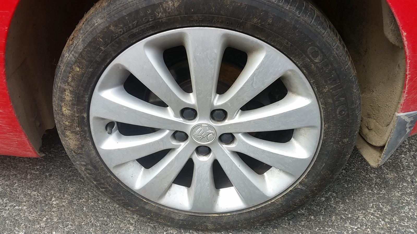 Holden Cruze - 2009-Present