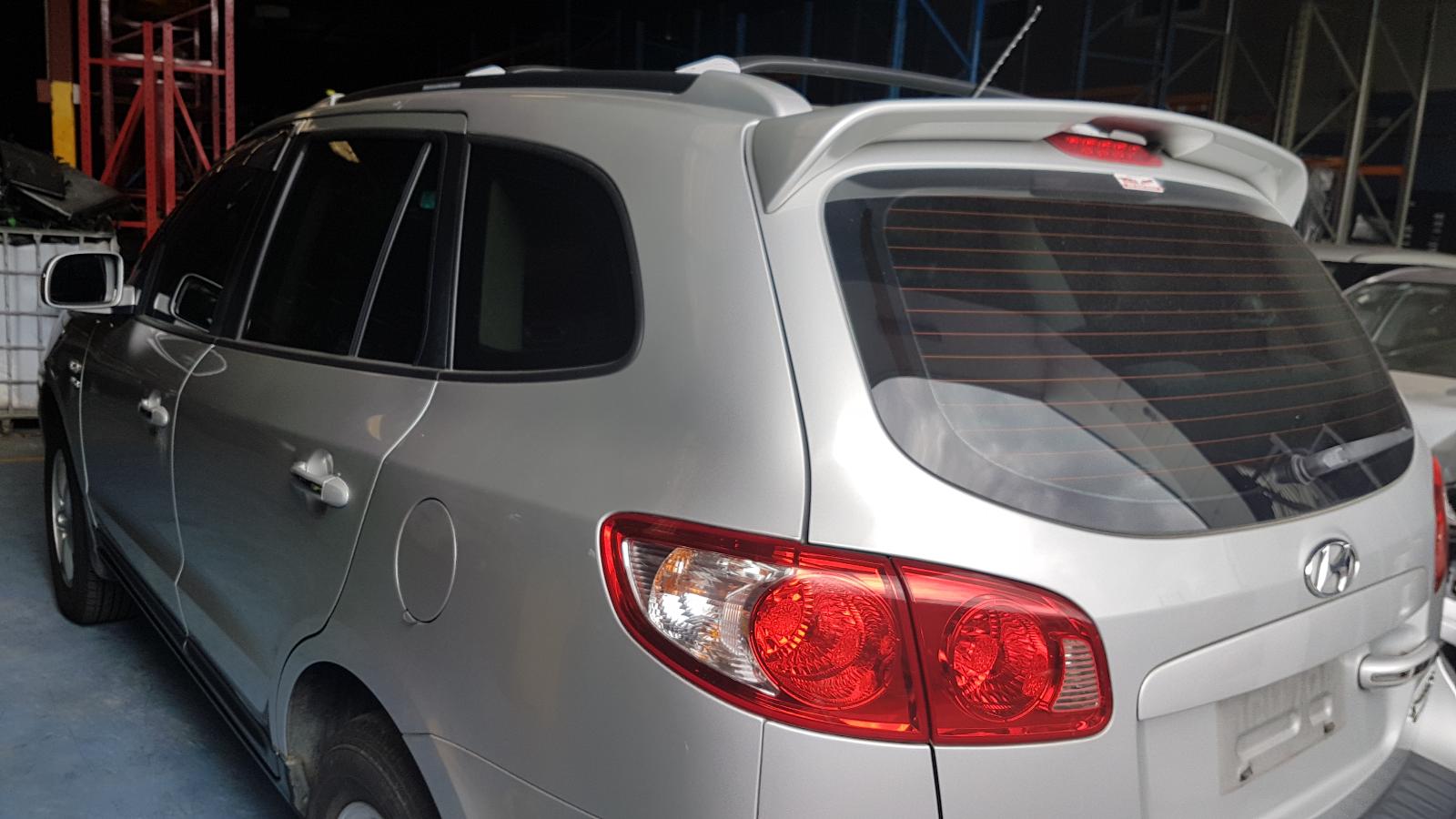 Hyundai Santa Fe - 2006-2012