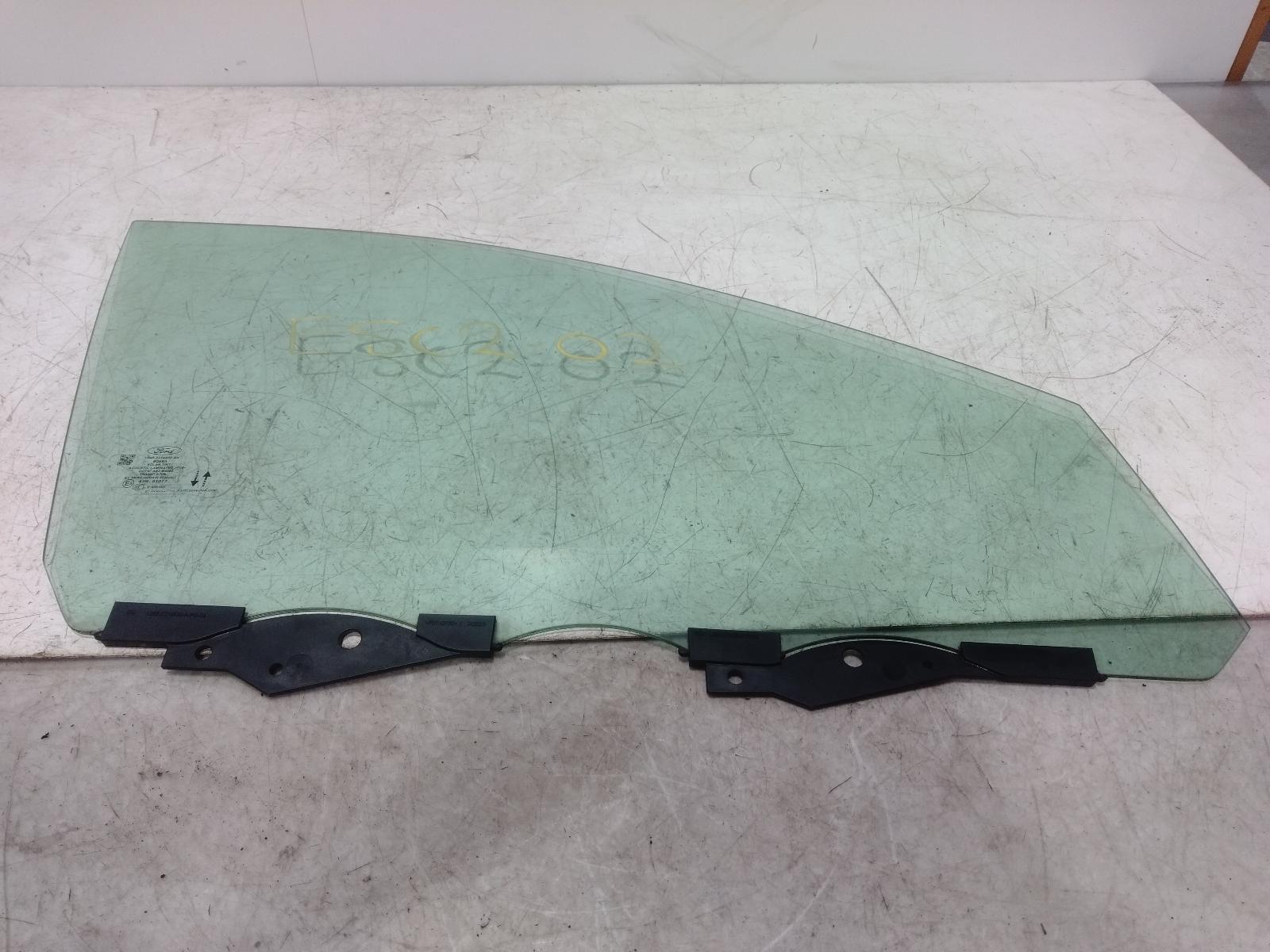 Right_Front_Door_Window