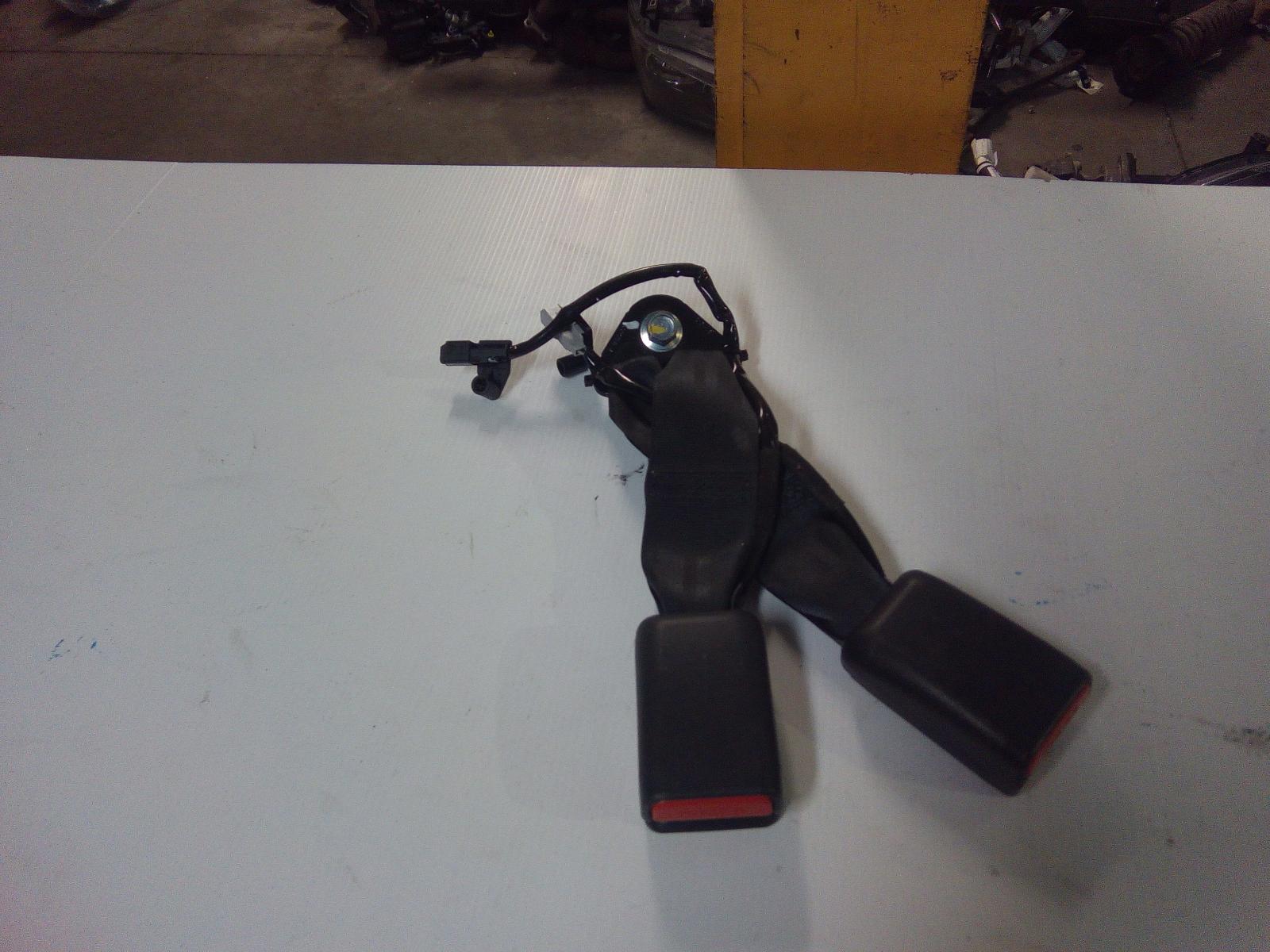 Seat_Belt_Stalk