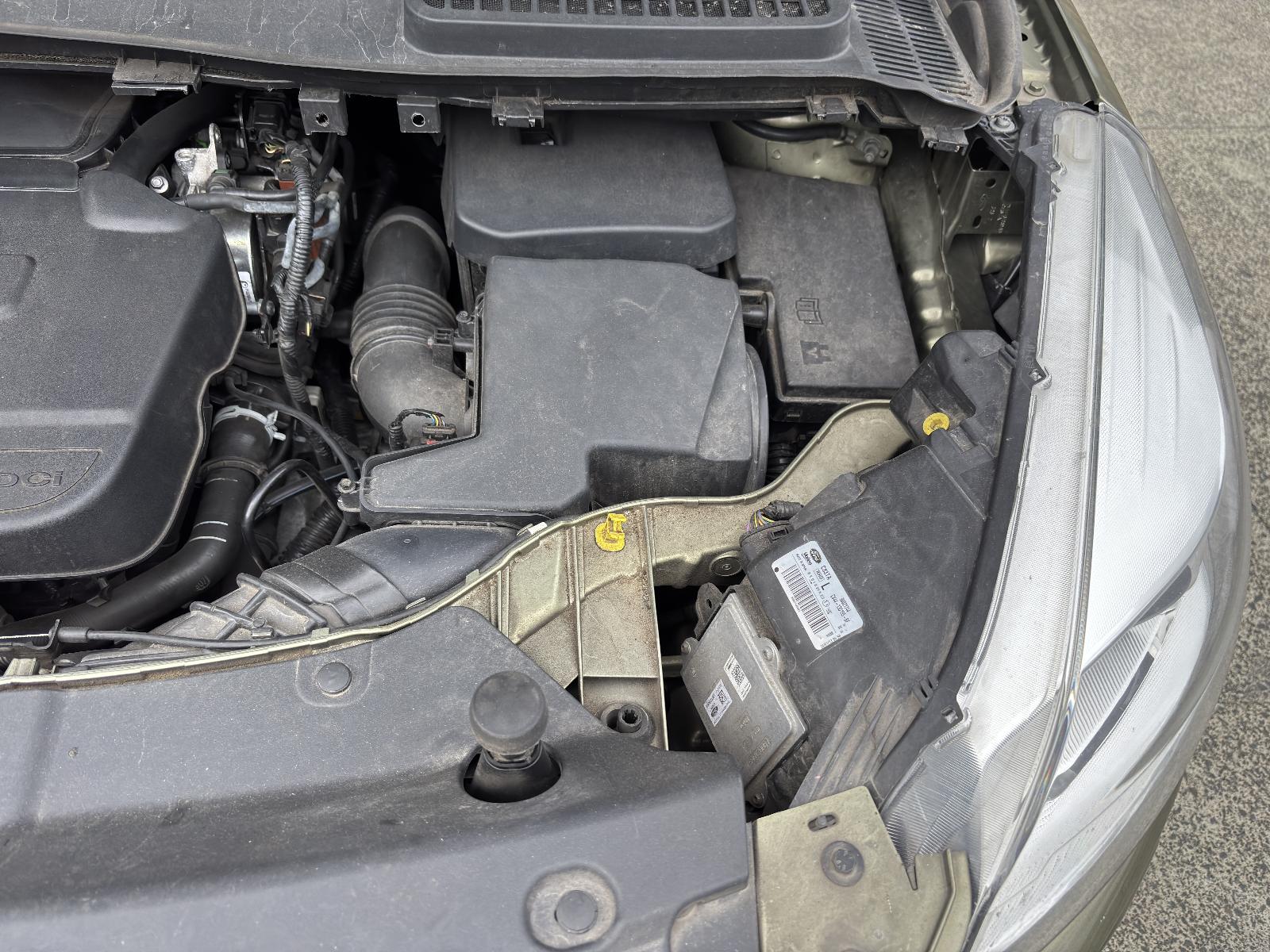 Ford Kuga - TF 2013-Present