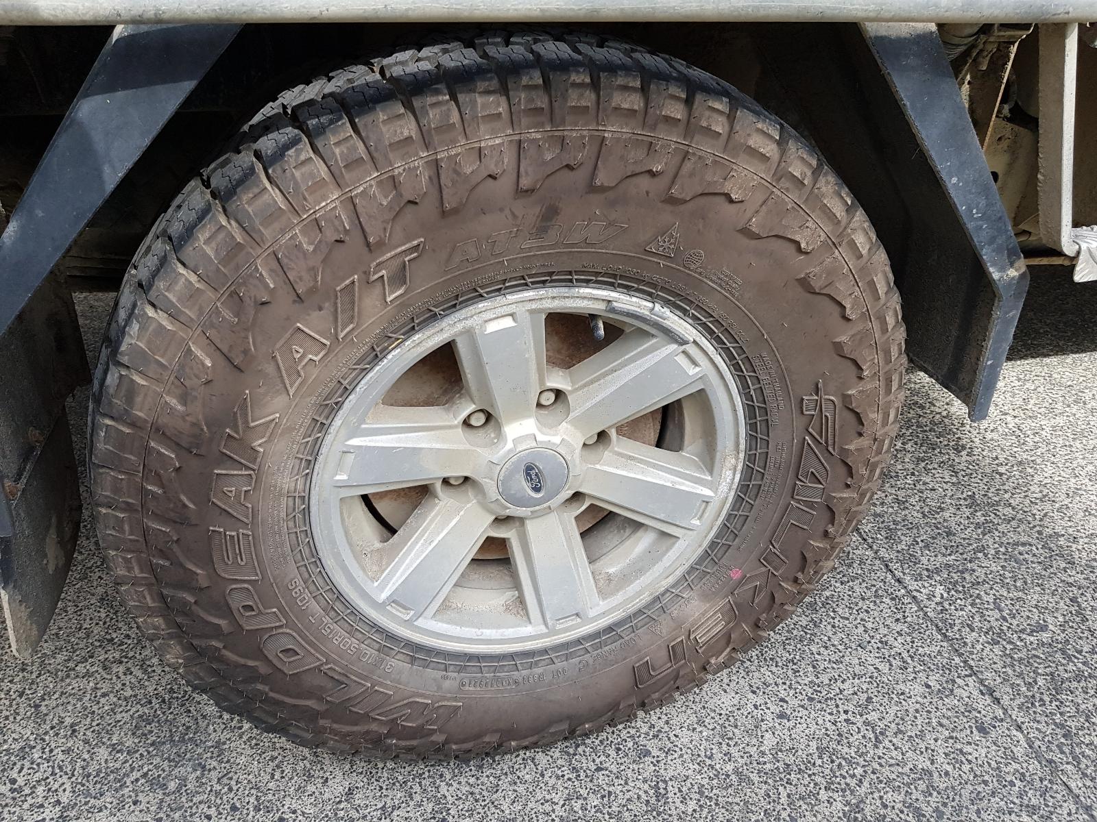 Ford Courier - UT 2005-2006