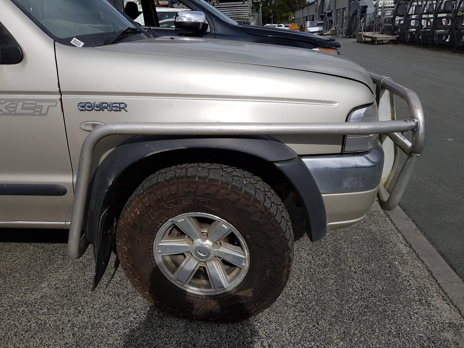 Ford Courier - UT 2005-2006