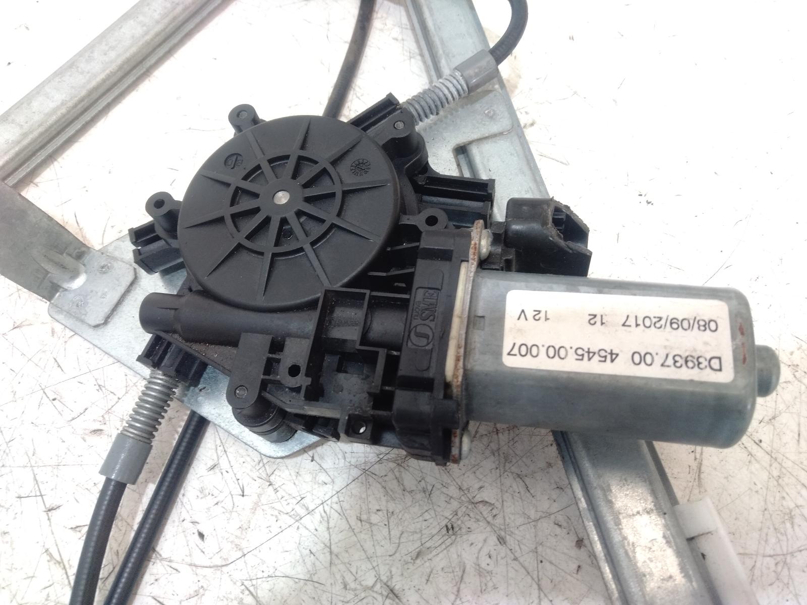 Right_Front_Window_Reg_Motor