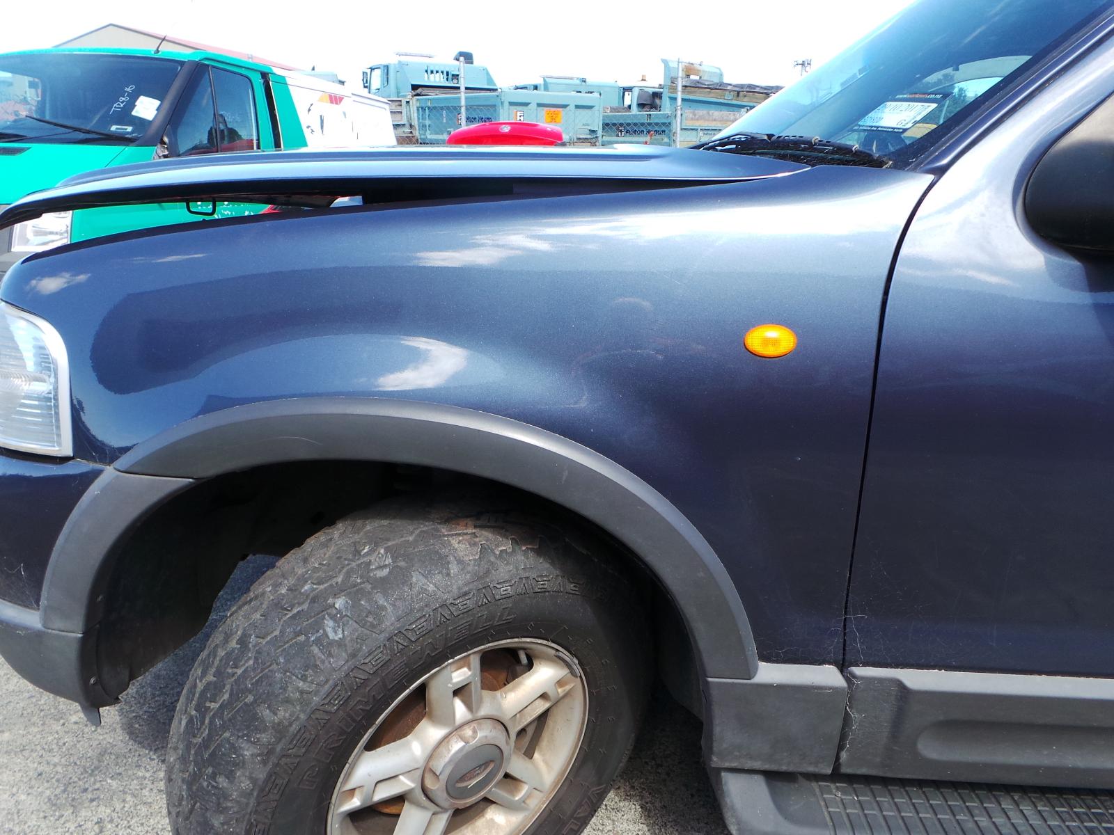 Ford Explorer - UT 2001-2005