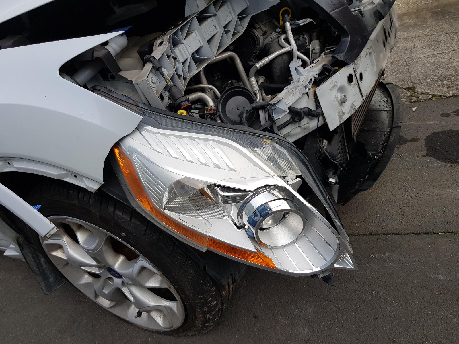 Ford Kuga - TE 2012-2013