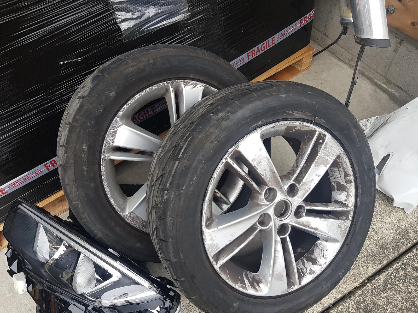 Holden Commodore - Other