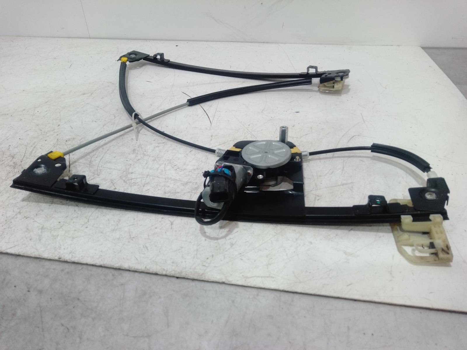 Right_Front_Window_Reg_Motor