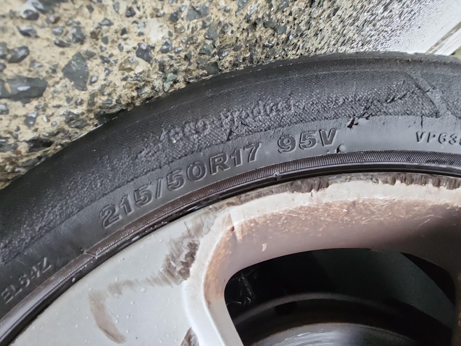 Holden Cruze - 2009-Present