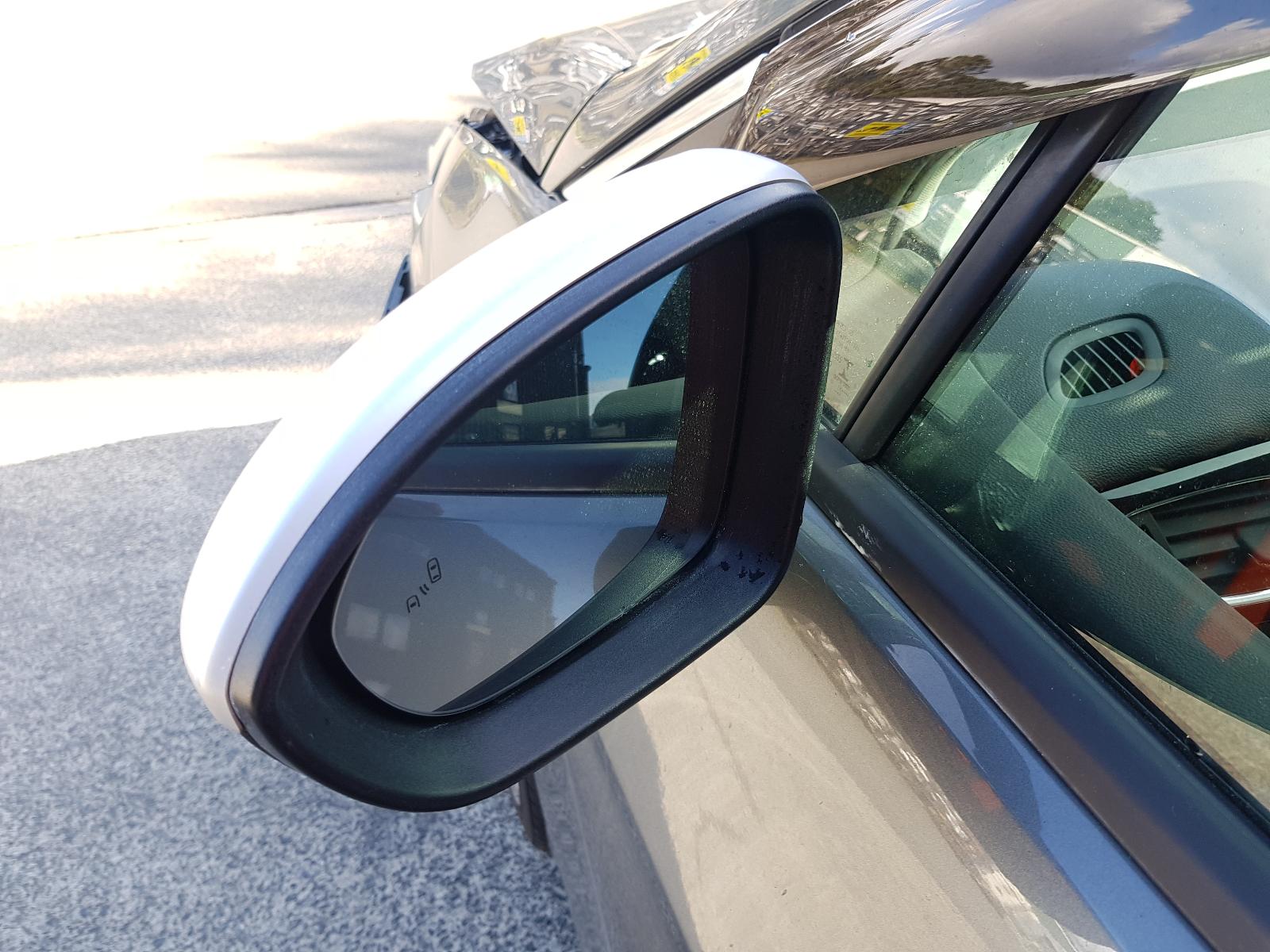 Holden Astra - J 2009-Present