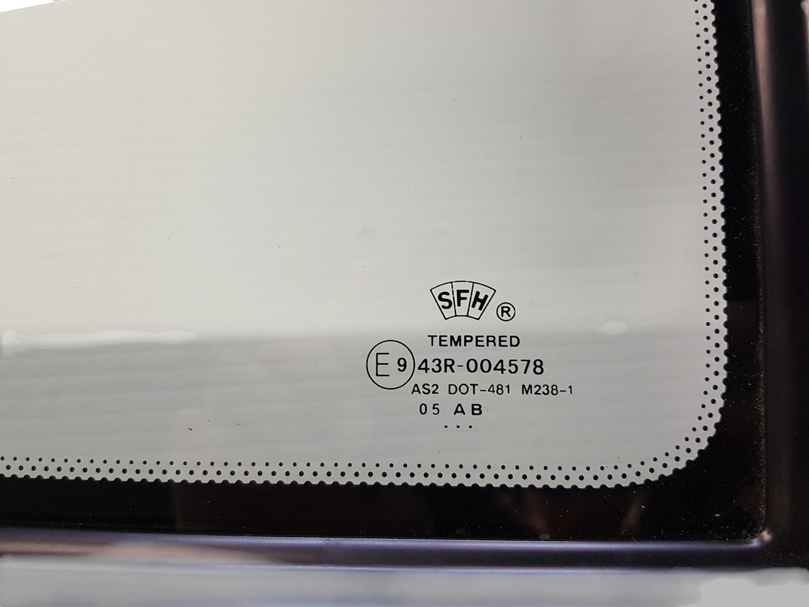 Right_Rear_1q_Door_Glass