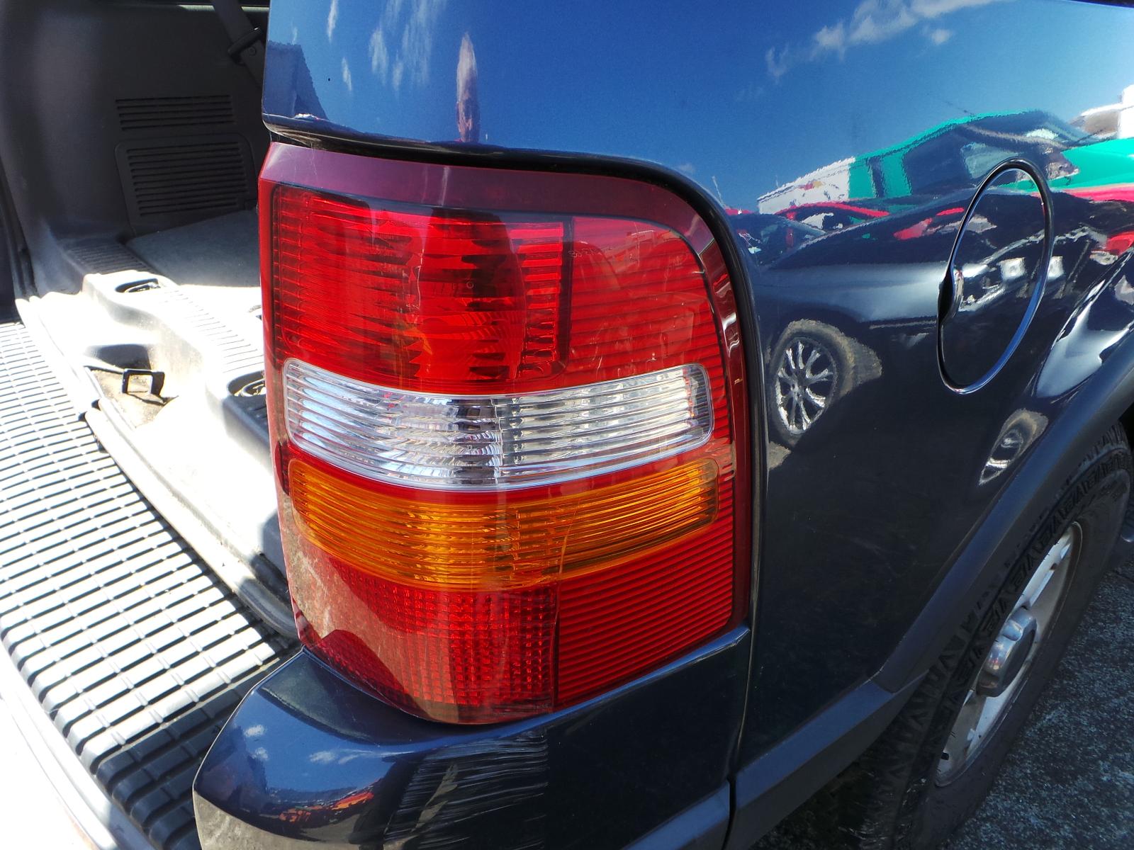 Ford Explorer - UT 2001-2005