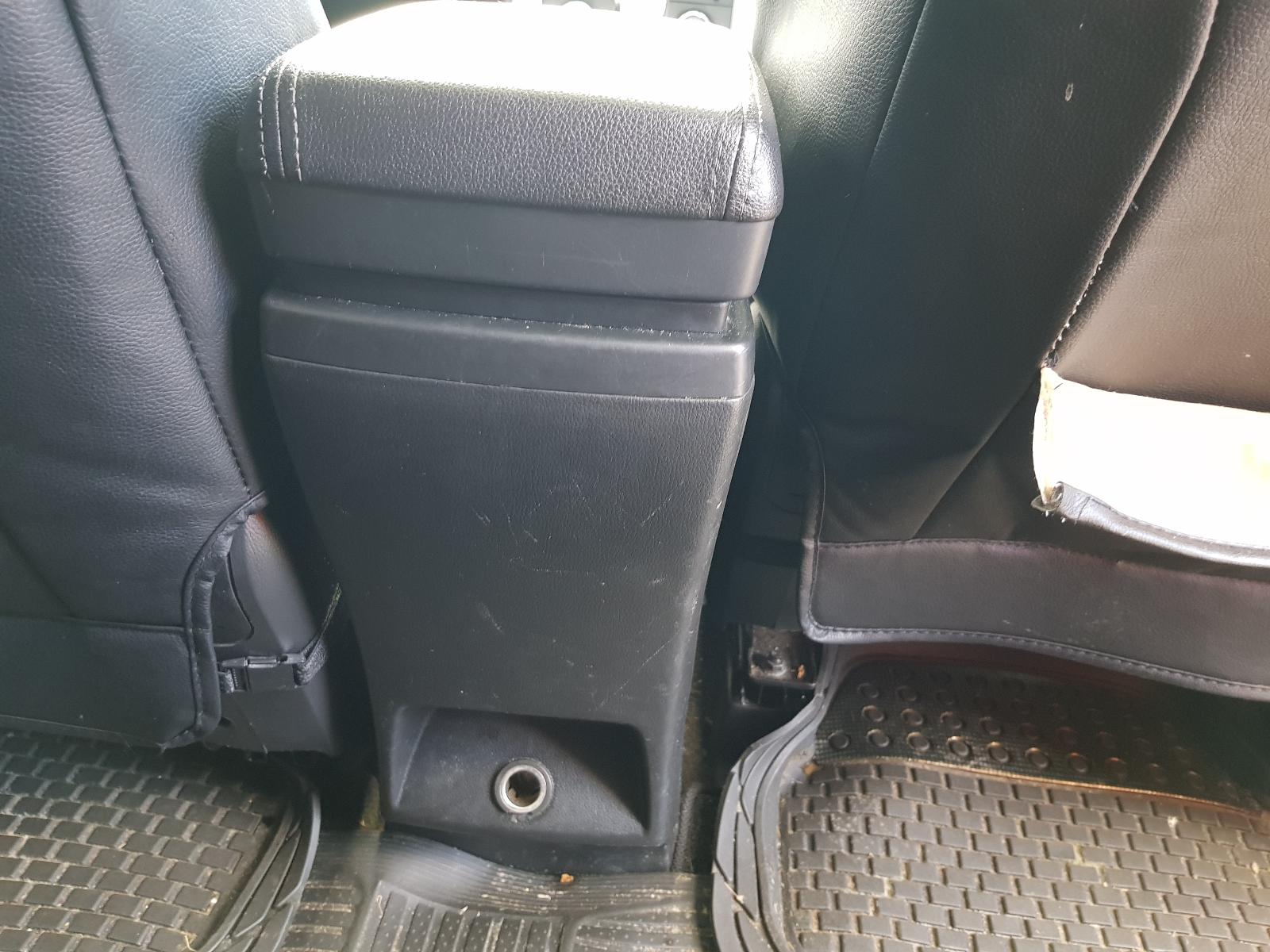 Holden Captiva - Captiva 7 2011-Present