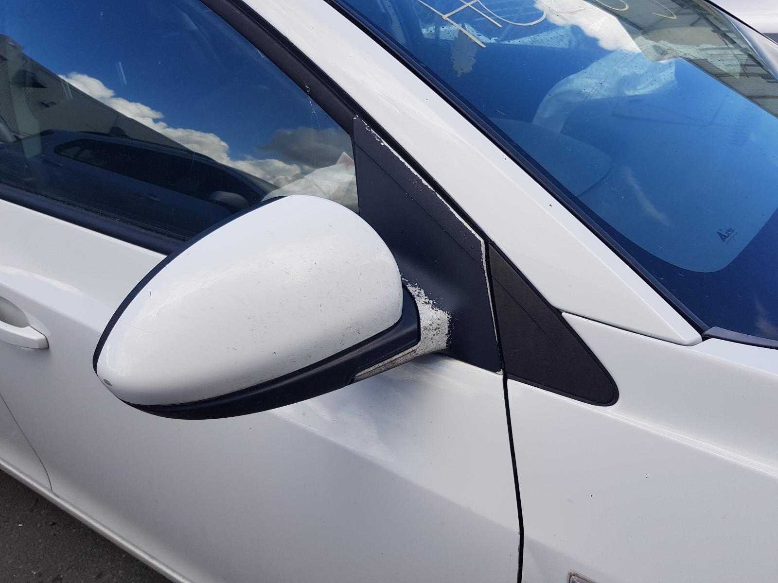 Holden Cruze - 2009-Present