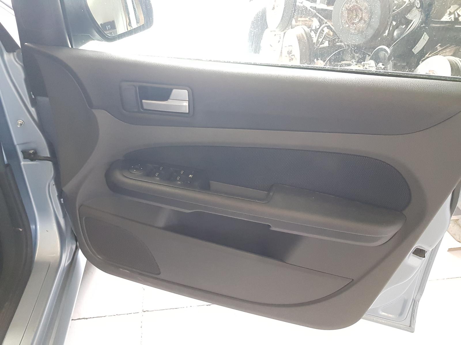 Ford Focus - LS 2005-2007