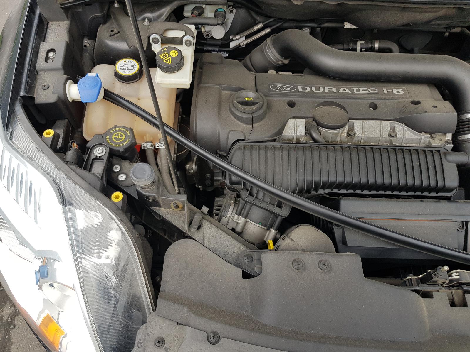 Ford Kuga - TE 2012-2013