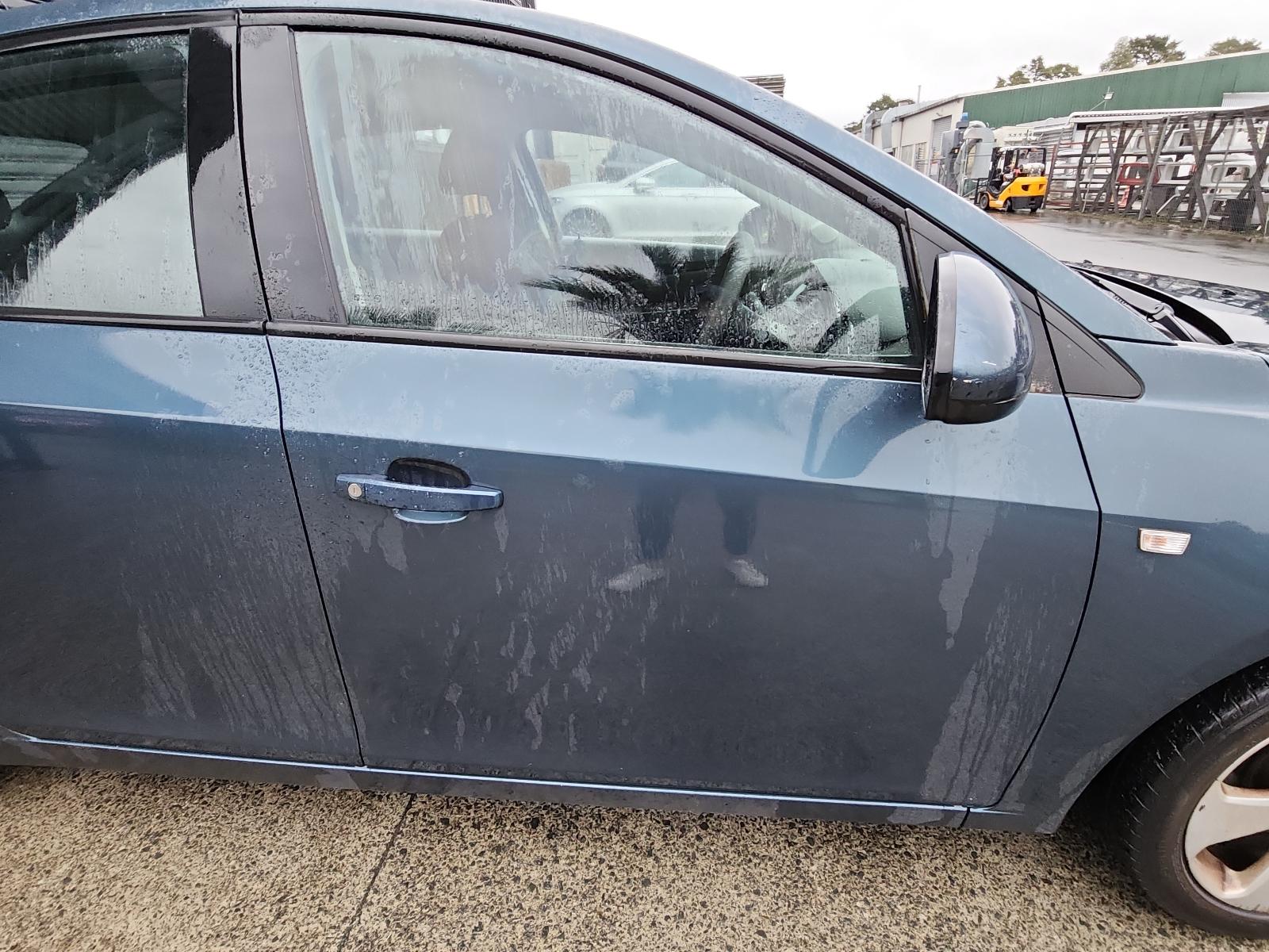 Holden Cruze - 2009-Present